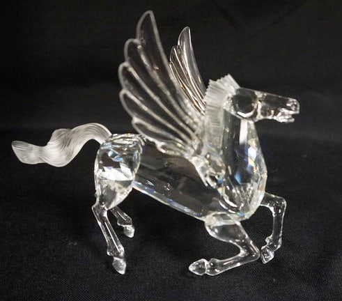 SWAROVSKI CRYSTAL FABULOUS CREATURES FIGURINE: SWARVOSKI CRYSTAL FABULOUS CREATURES FIGURINE, 1998 THE PEGASUS, APPROXIMATELY 7 IN X 5 IN H