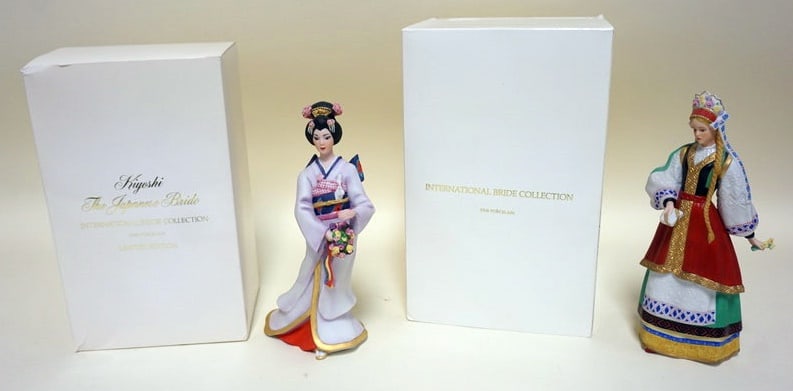 LENOX INTERNATIONAL BRIDE COLLECTION: LENOX INTERNATIONAL BRIDE COLLECTION, 2 FIGURES, APPROXIMATELY 10 IN H