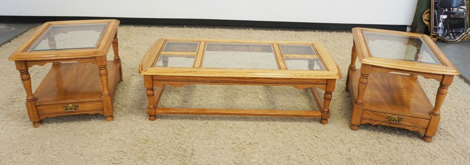 SOLID OAK BASSETT 3 PIECE COFFEE & LAMP TABLE SET (1 of 3)