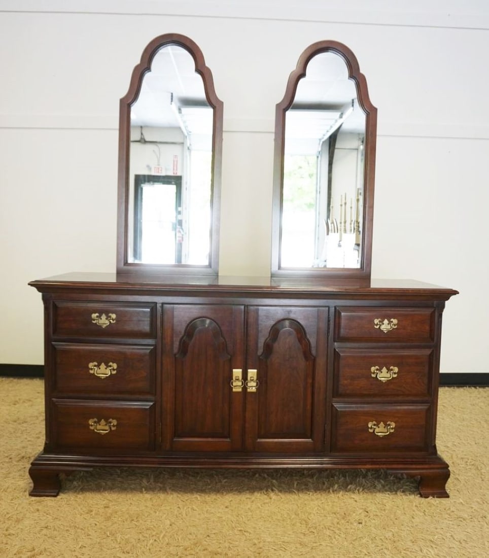 PENNSYLVANIA HOUSE SOLID BLACK CHERRY LOW CHEST (1 of 5)