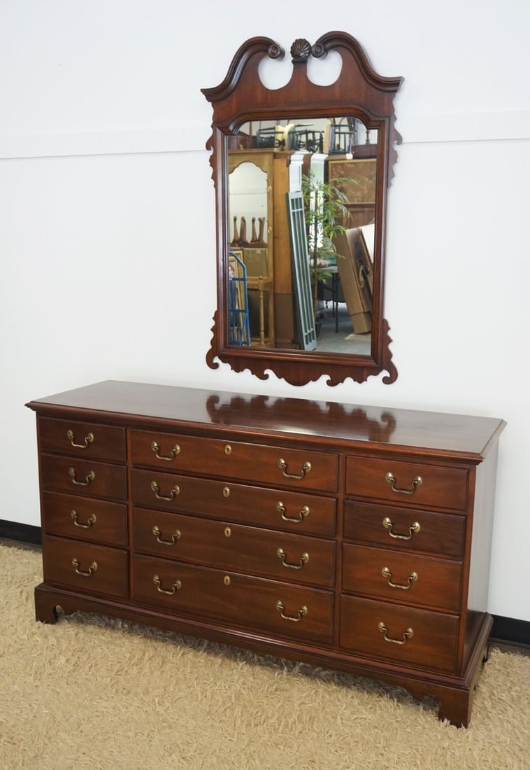 LINK-TAYLOR HEIRLOOM SOLID MAHOGANY CHEST W/MIRROR (1 of 3)