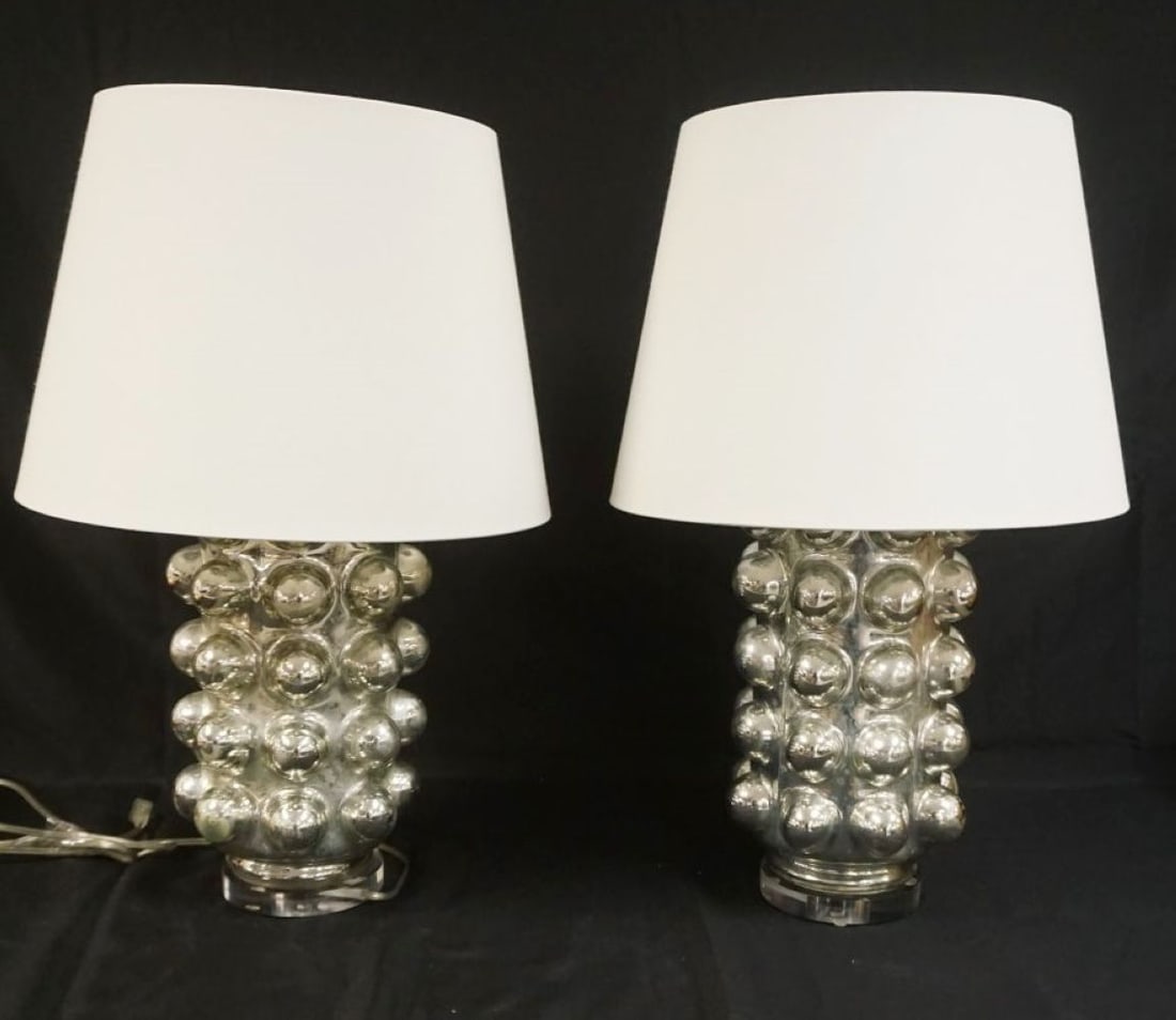 PAIR OF MODERN HW HOME SILVER BUBBLE LAMPS: PAIR OF MODERN HW HOME SILVER BUBBLE LAMPS ON LUCITE BASES, APPROXIMATELY 28 IN HIGH
