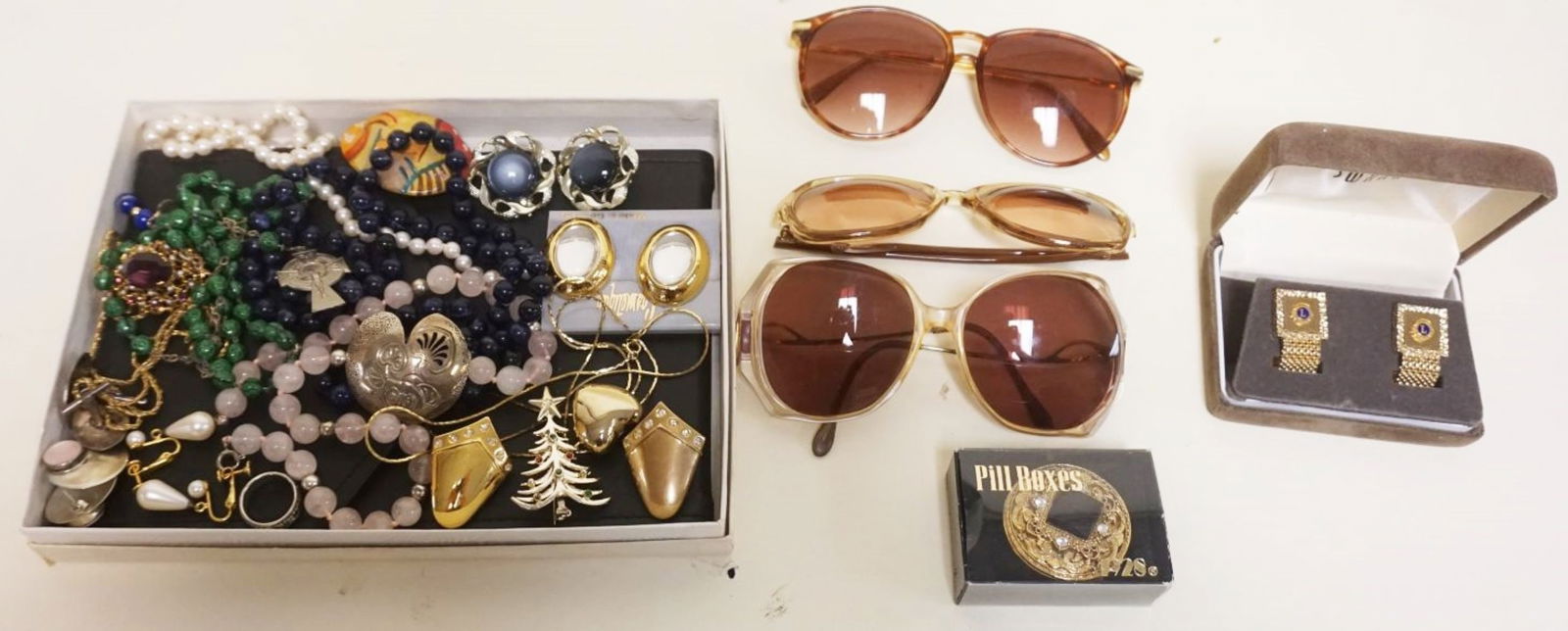ASSORTMENT OF COSTUME JEWELRY & DESIGNER GLASSES (1 of 2)
