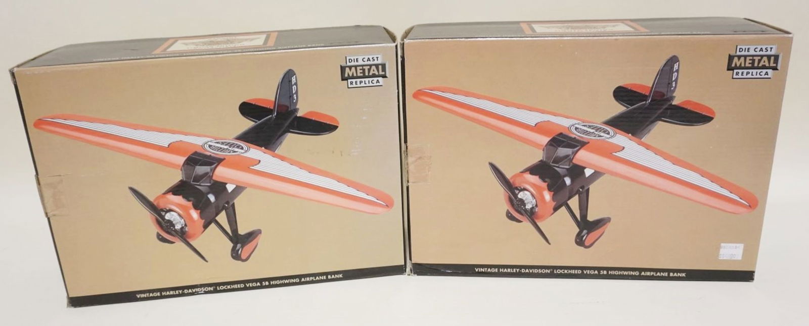 HARLEY DAVIDSON BANKS: HARLEY DAVIDSON DIE CAST LTD ED AIRPLANE BANKS IN BOX