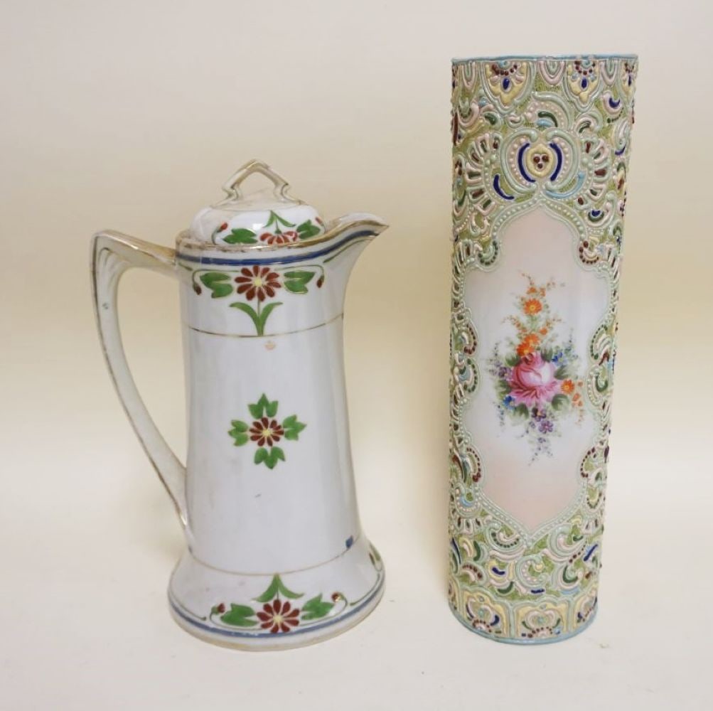 NIPPON UNMARKED MORIAGE VASE (1 of 5)