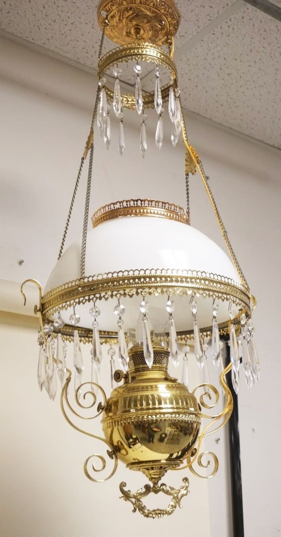 VICTORIAN HANGING BRASS PARLOR LAMP (1 of 2)