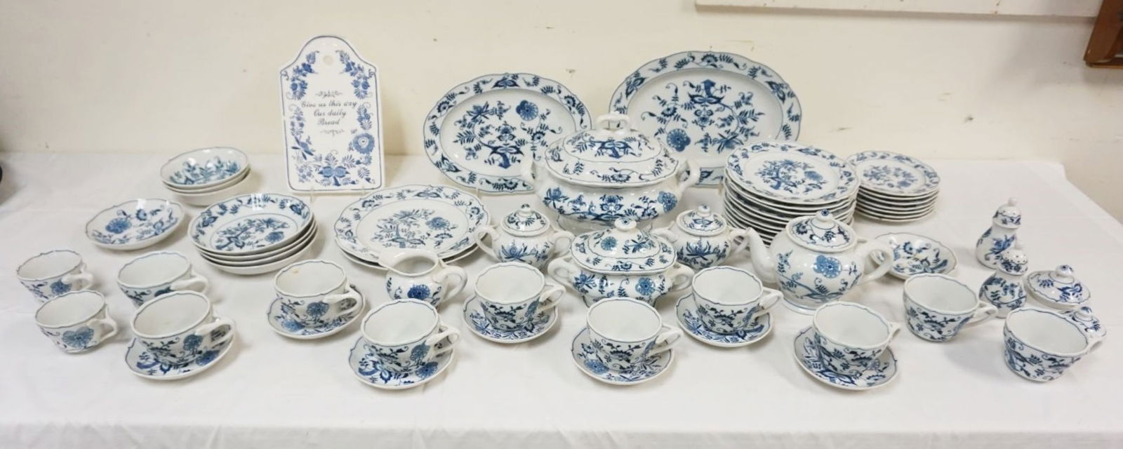 BLUE DANUBE CHINA (1 of 5)