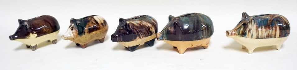 GROUP OF 5 YELLOWARE PIG BANKS (1 of 5)