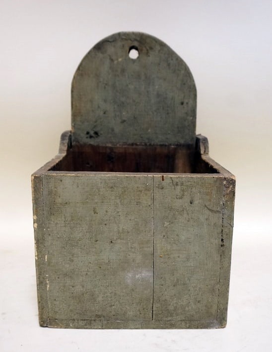 ANTIQUE HANGING COUNTRY PINE STORAGE BOX (1 of 2)