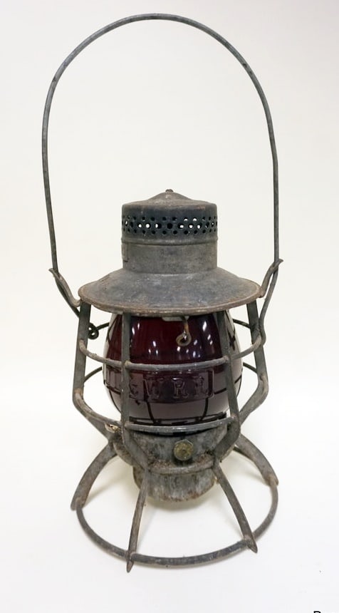 RAILROAD LANTERN (1 of 4)