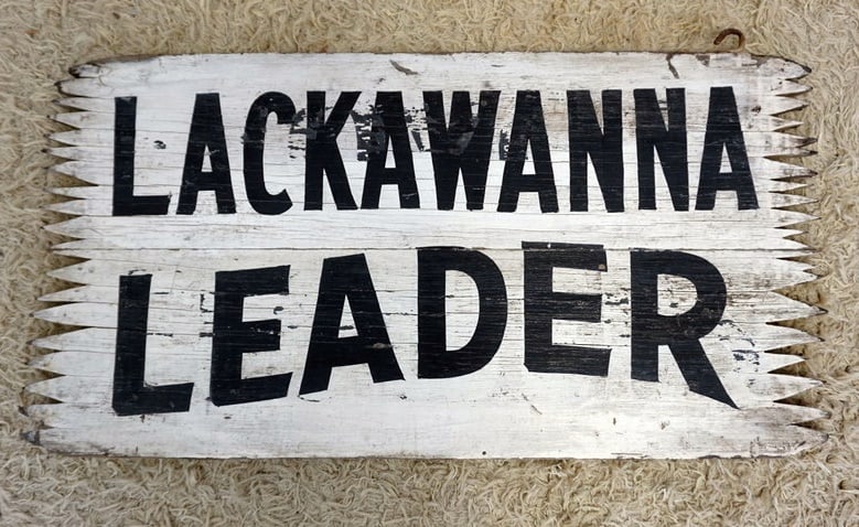 DOUBLE SIDED WOOD SIGN (1 of 2)