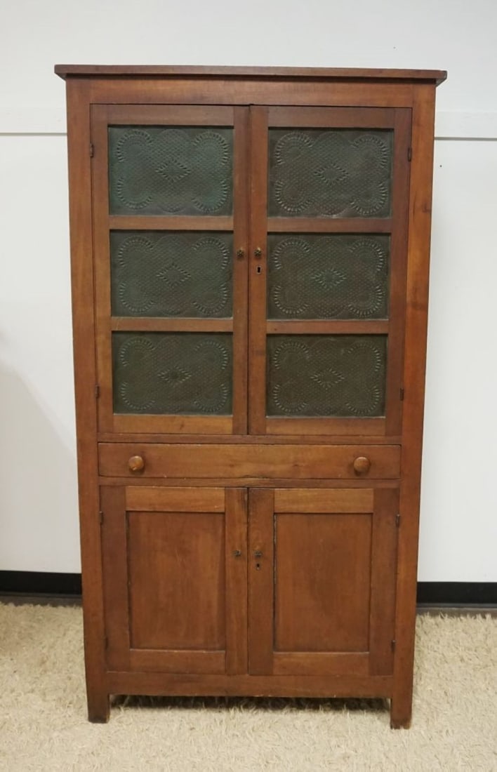 ANTIQUE TIN PIERCED PIE SAFE (1 of 6)