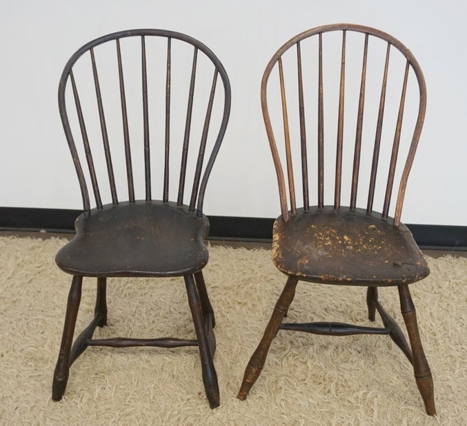 2 ANTIQUE COUNTRY HOOP BACK WINDSOR CHAIRS (1 of 2)
