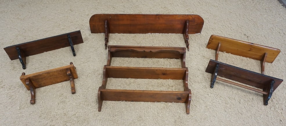 LOT OF 6 ASSORTED PINE WALL HANGING SHELVES (1 of 2)
