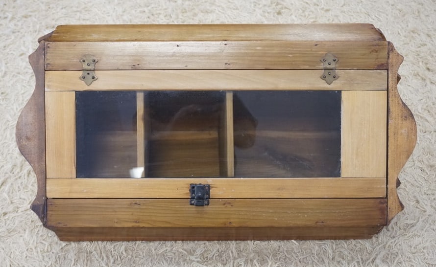 HANGING PINE CORNER CABINET (1 of 1)