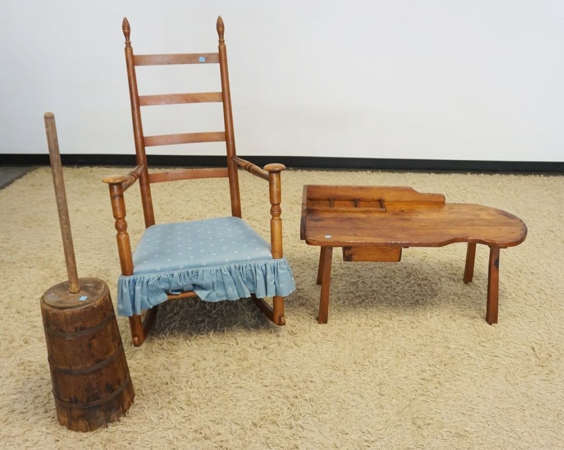 3 PIECE LOT INCLUDING COBLERS BENCH: 3 PIECE LOT INCLUDING COBLERS BENCH, ROCKER & CHURN