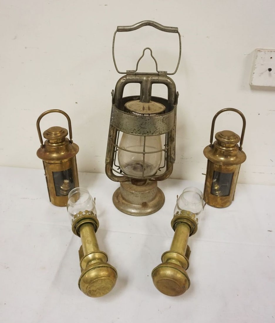 FIREHOUSE LANTERN AND BRASS HANGING LANTERNS (1 of 5)