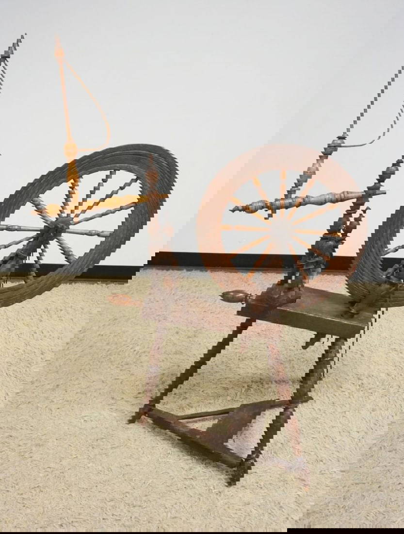Anttique Spinning Wheel Auction