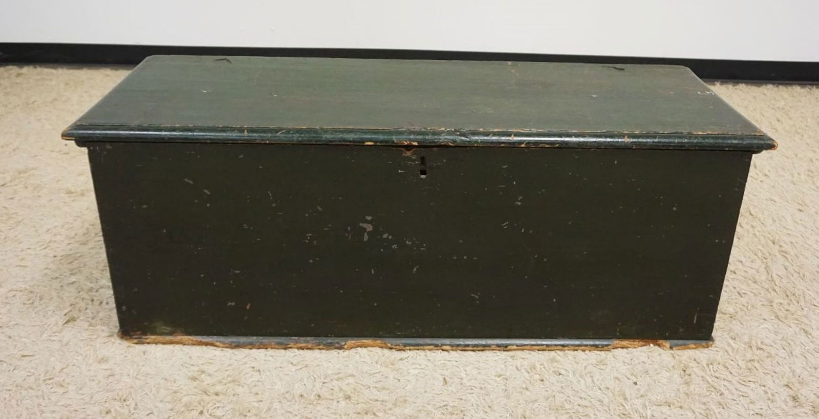 ANTIQUE PINE DOVETAILED BLANKET CHEST (1 of 5)