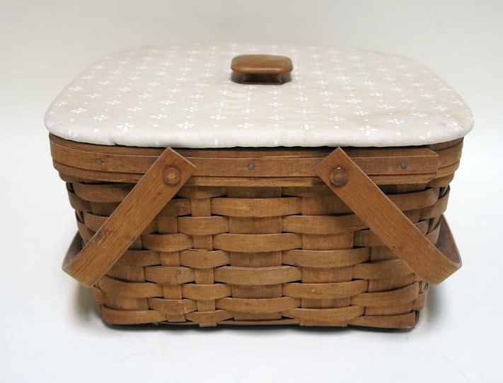 1986 EARLY PIE BASKET (1 of 5)