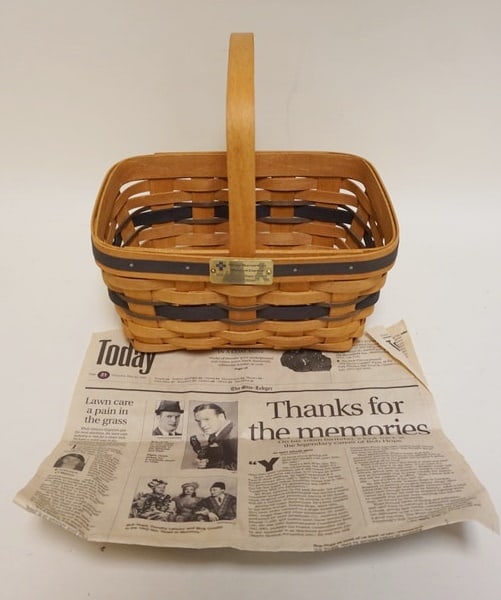 1995  BOB & DOLORES HOPE AWARD SIGNED BASKET (1 of 4)