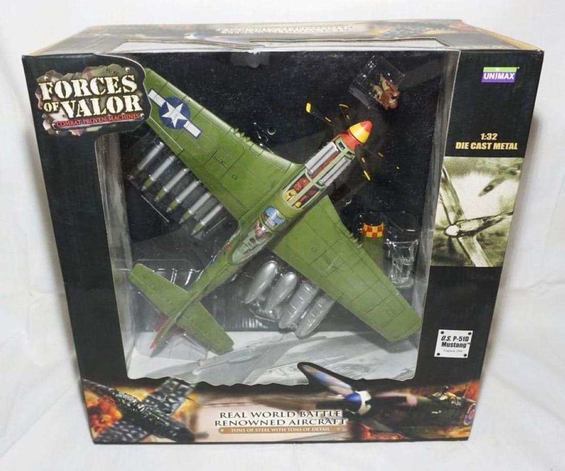 FORCES OF VALOR WWII 1:32 DIECAST METAL TOYS: FORCES OF VALOR WWII 1:32 DIECAST METAL TOYS PLANE US P-51D MUSTANG