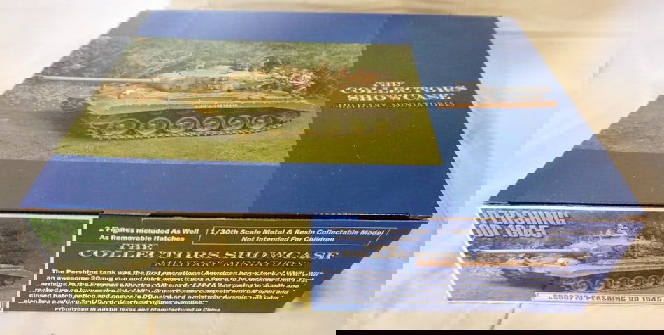 THE COLLECTORS SHOWCASE WWII MINIATURES (1 of 2)