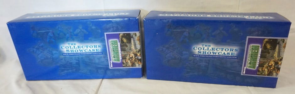 COLLECTORS SHOWCASE WWII MINIATURE SOLDIERS BOXED (1 of 3)