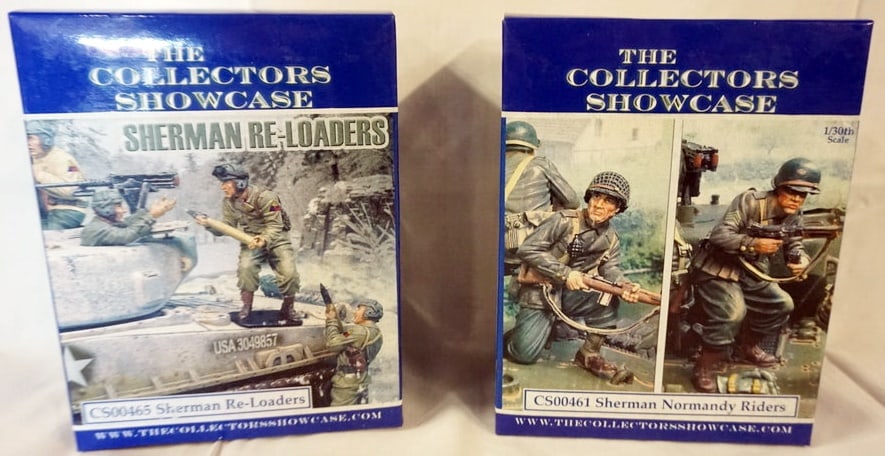 COLLECTORS SHOWCASE WWII MINIATURE SOLDIERS BOXED (1 of 2)