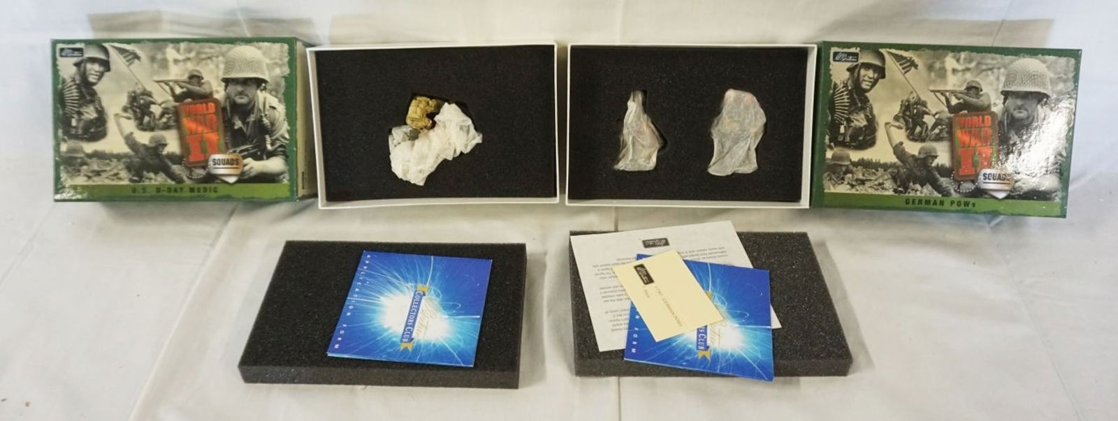 BRITAINS WWII METAL SOLDIERS (1 of 2)