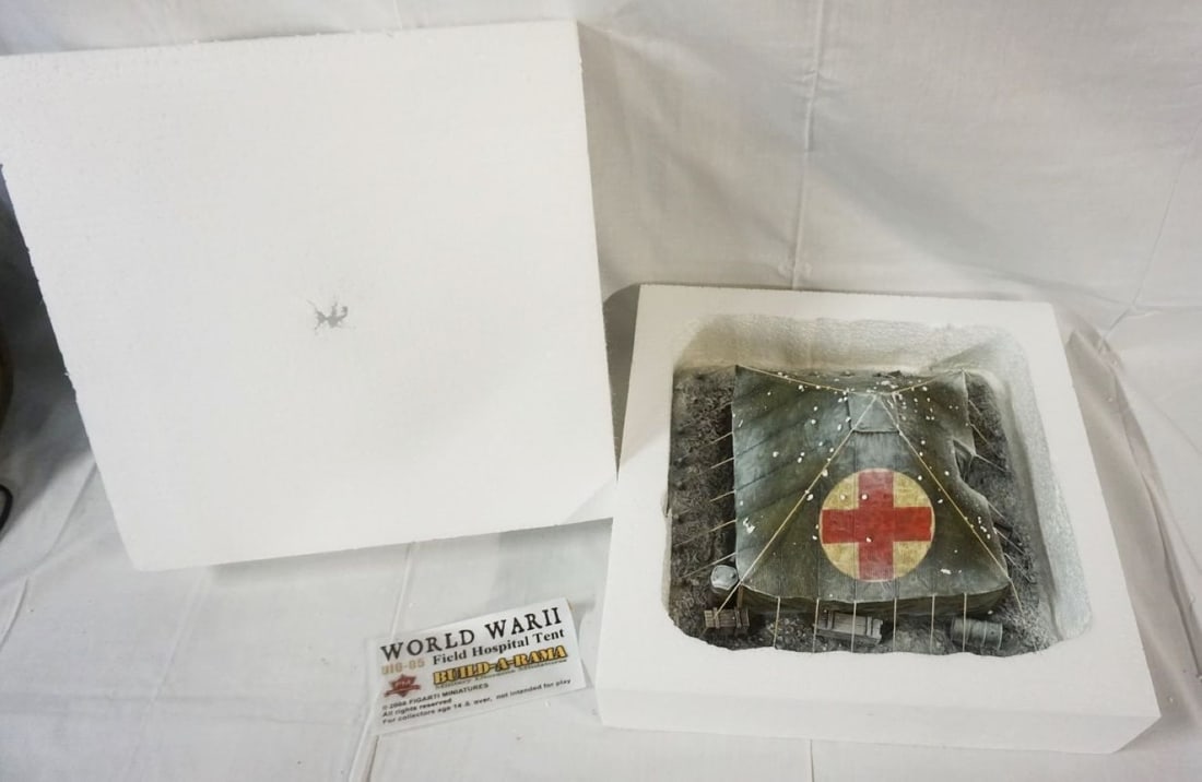 FIGARTI MINIATURES WWII MODEL (1 of 2)