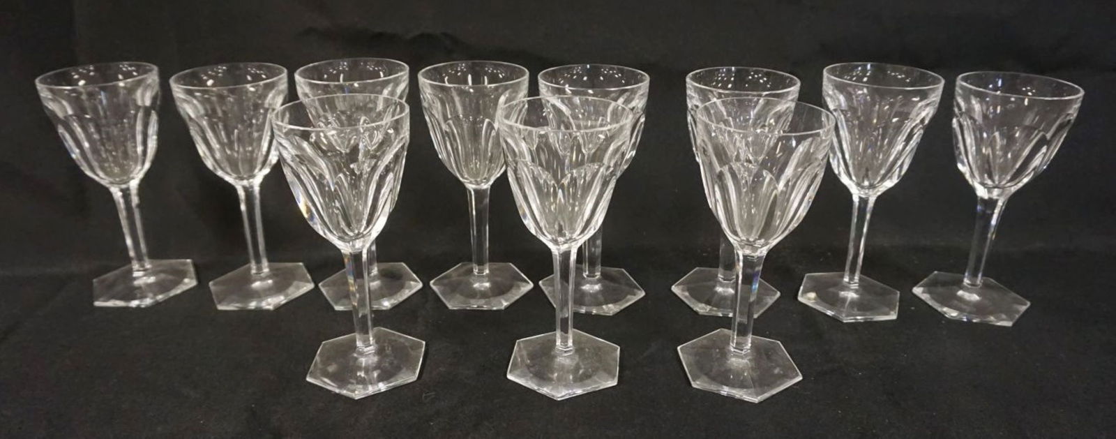 BACCARAT SET OF STEMWARE: BACCARAT SET OF STEMWARE, 11 PIECES, APPROXIMATELY 6 1/2 IN HIGH