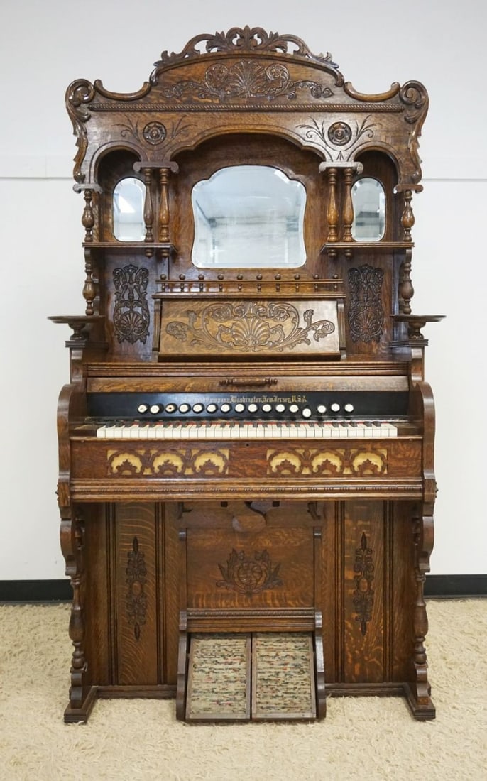 ORNATE VICTORIAN OAK PARLOR ORGAN: ORNATE VICTORIAN OAK PARLOR ORGAN, CORNISH ORGAN CO, WASHINGTON NJ, APPROXIMATELY 45 IN X 23 IN X 85 IN HIGH