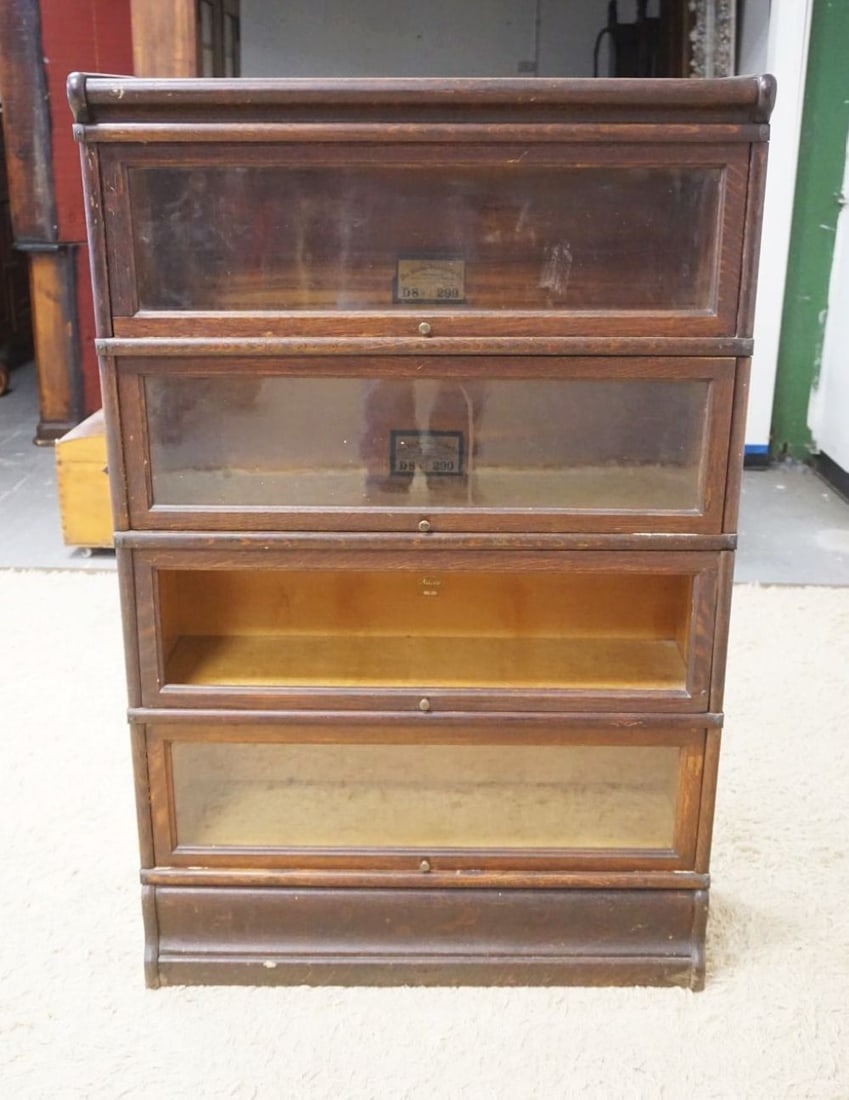 OAK 4 SECTION GLOBE WERNICKE BARRISTER CASE: OAK 4 SECTION GLOBE WERNICKE BARRISTER CASE, ONE GLASS MISSING, APPROXIMATELY 34 IN X 13 IN X 53 IN HIGH