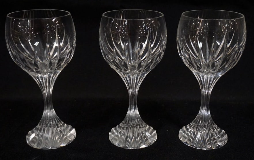 BACCARAT CUT WINE GLASSES: 3 BACCARAT CUT WINE GLASSES, APPROXIMATELY 6 IN H