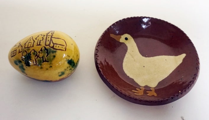 2 MINIATURE CONTEMPORARY REDWARE (1 of 3)