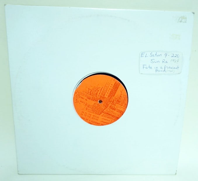 SUN RA EL SATURN (1 of 4)