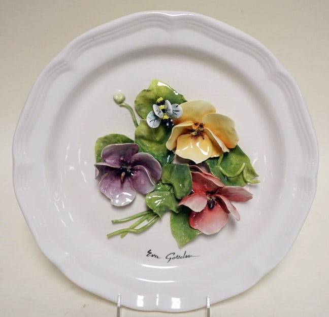 EVA GORDON CERAMIC PLATE (1 of 2)