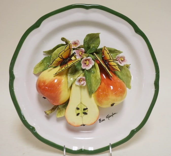 EVA GORDON CERAMIC PLATE (1 of 3)