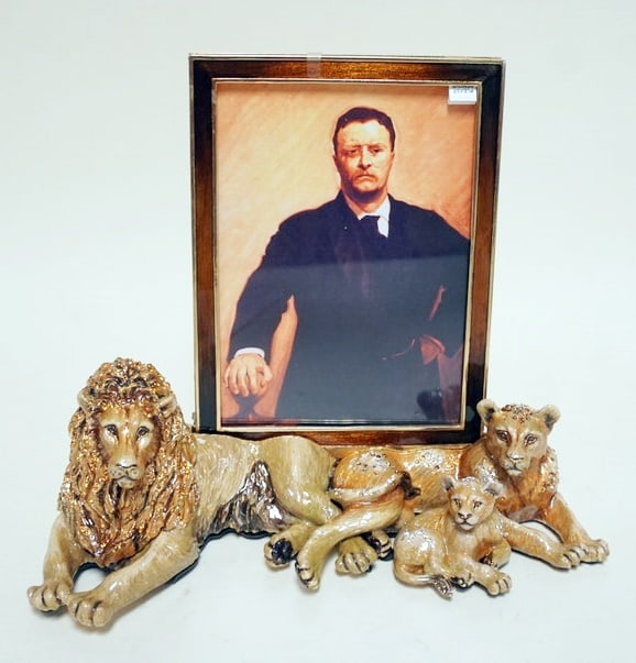 JAY STRONGWATER  JUNGLE LION PRIDE FRAME (1 of 7)