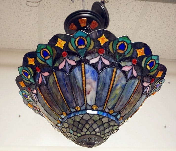 CONTEMPORARY LEADED GLASS HANGING LIGHT (1 of 2)