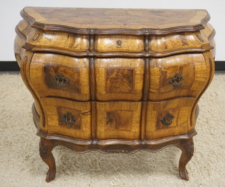 ANTIQUE ITALIAN INLAID CHEST (1 of 7)