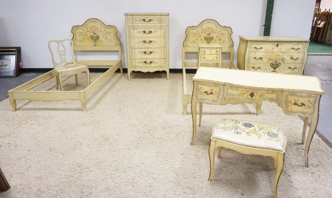 VENTIAN PAINT DECORATED BEDROOM SET, 8 PCS (1 of 6)