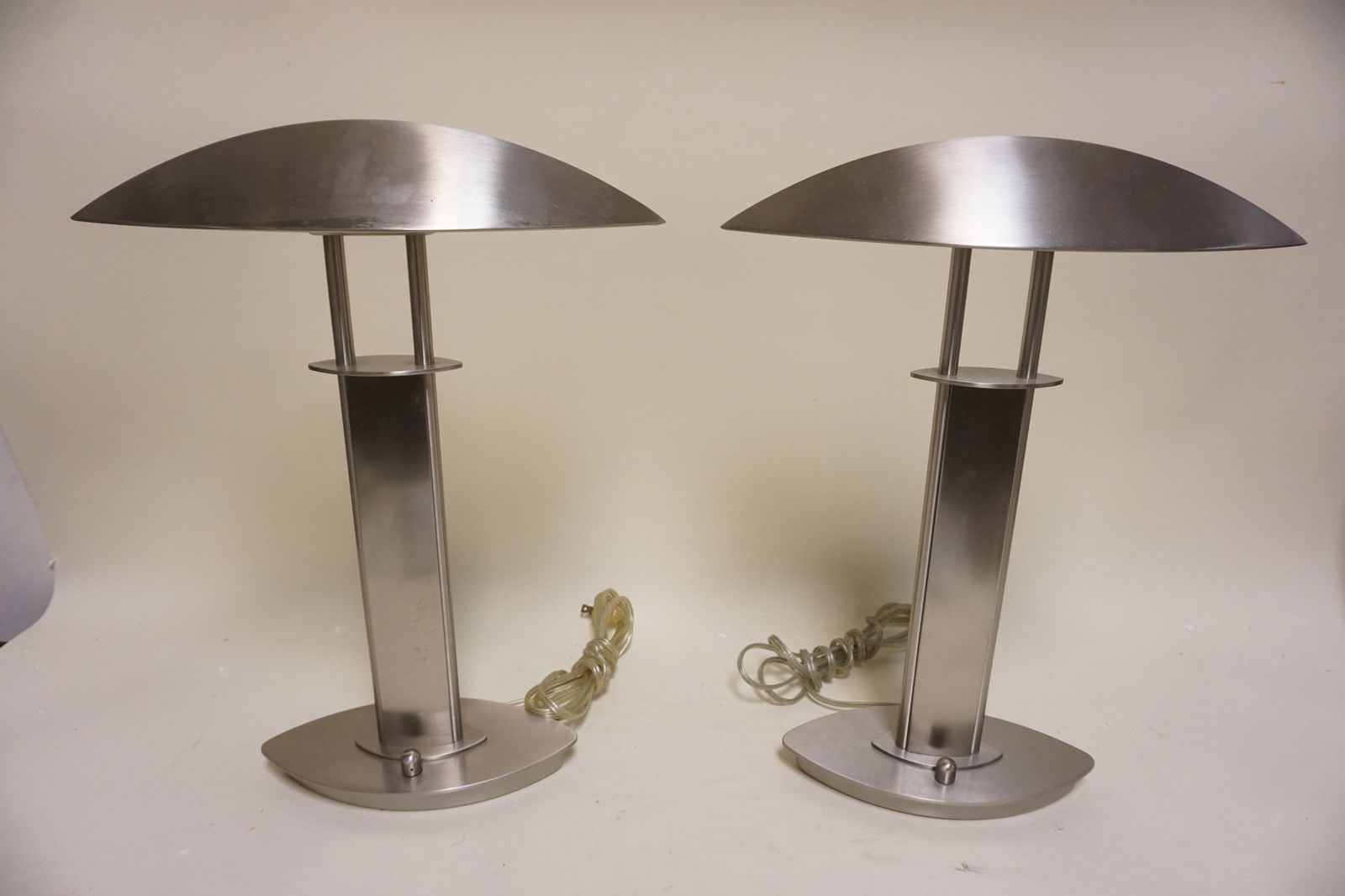 PR HOLTKOTTER MODERN STYLE LAMPS (1 of 2)