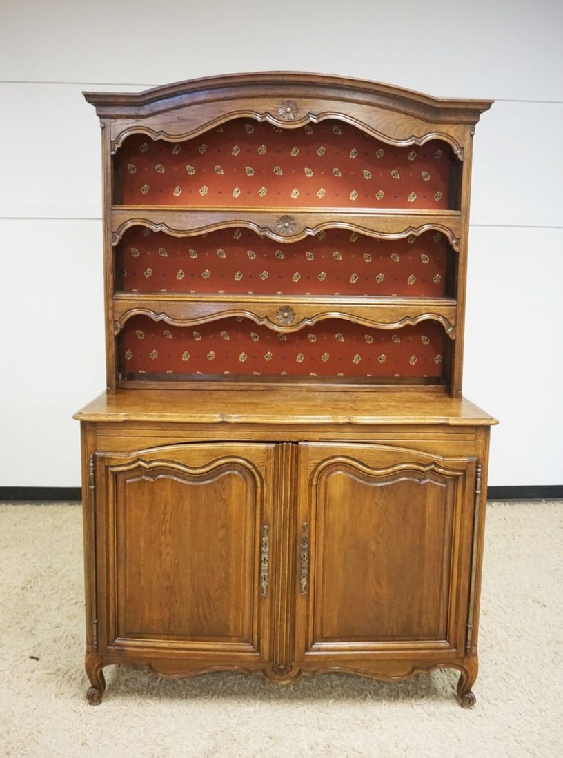 OAK CONTINENTAL STEP BACK HUTCH (1 of 3)