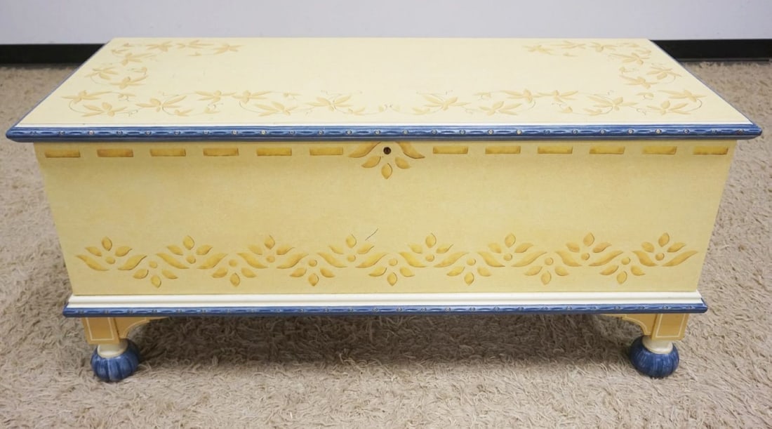 CEDAR LINED BLANKET CHEST (1 of 4)