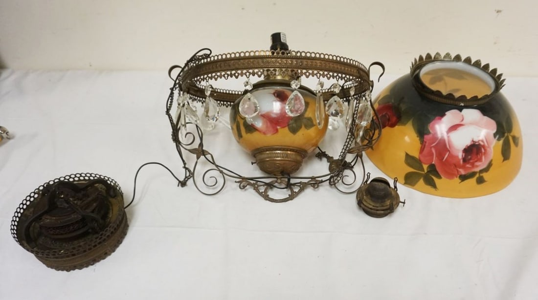 VICTORIAN HANGING PARLOR LAMP (1 of 2)