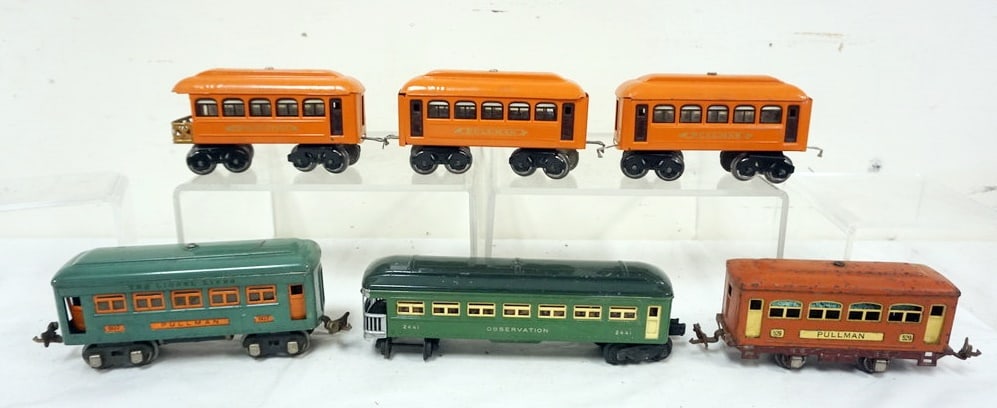 LIONEL TRAIN O GAUGE (1 of 3)