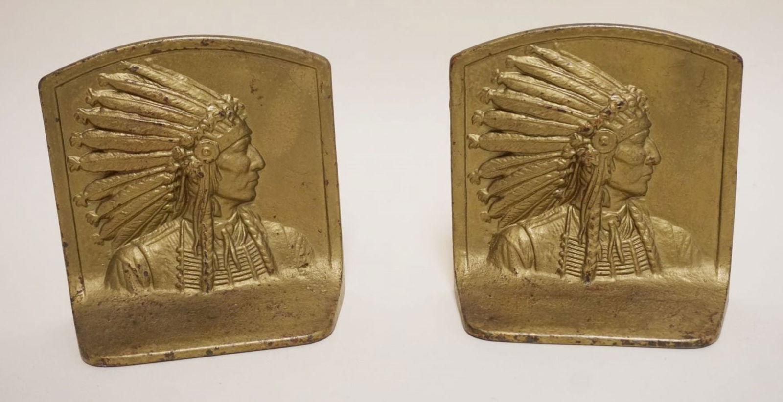 PAIR CAST METAL INDIAN CHIEF BOOKENDS (1 of 4)