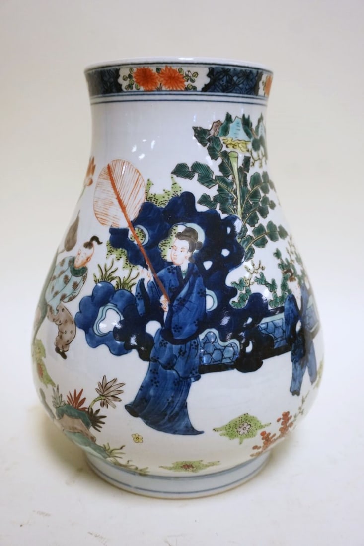 ASIAN VASE W/CHARACTER MARKS (1 of 7)